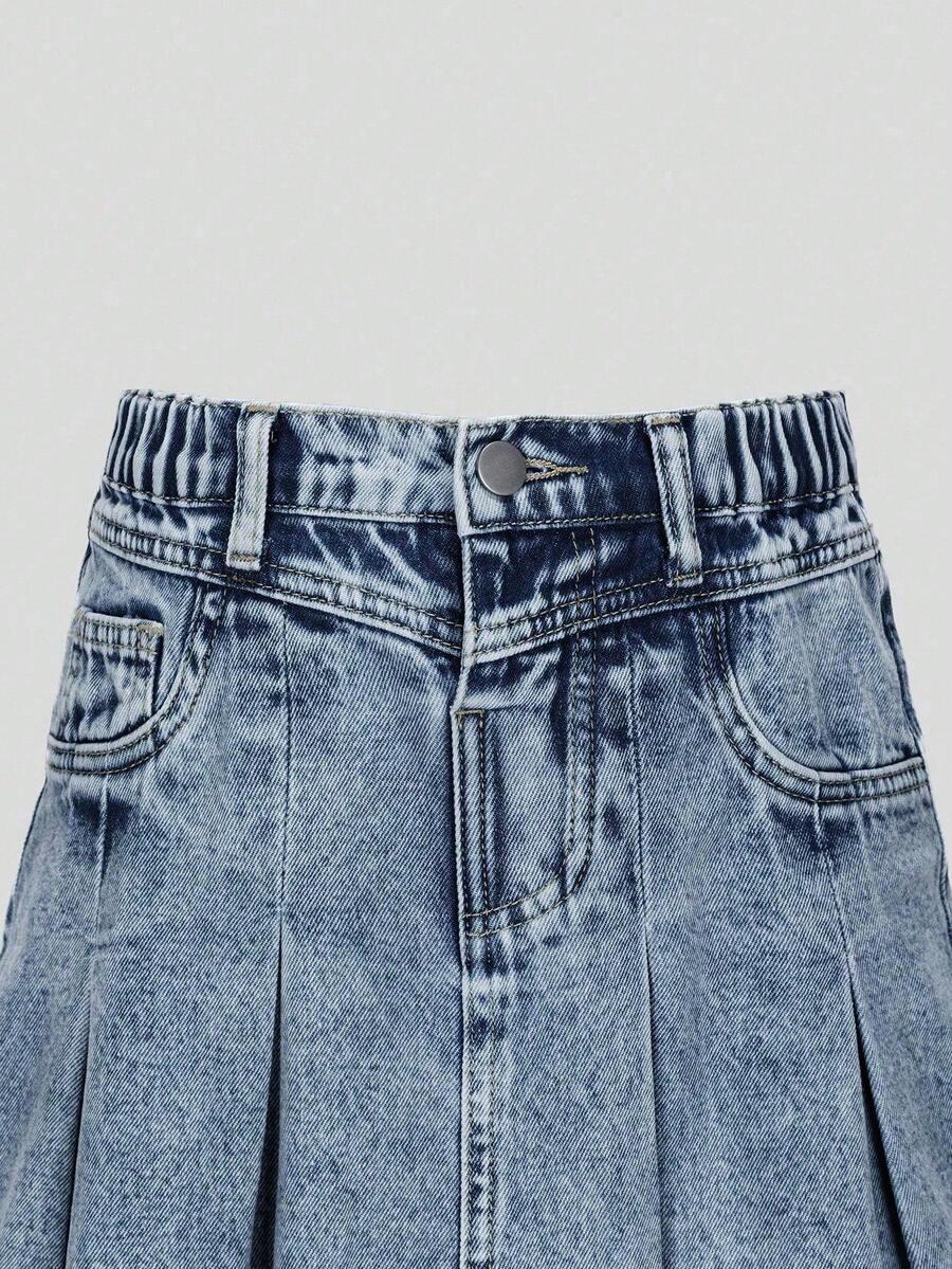 niebieska spódnica jeans