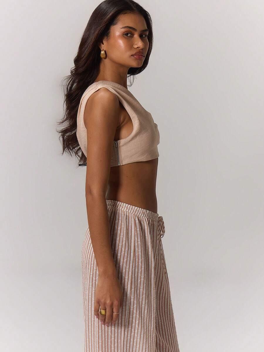 asymetryczny crop top 