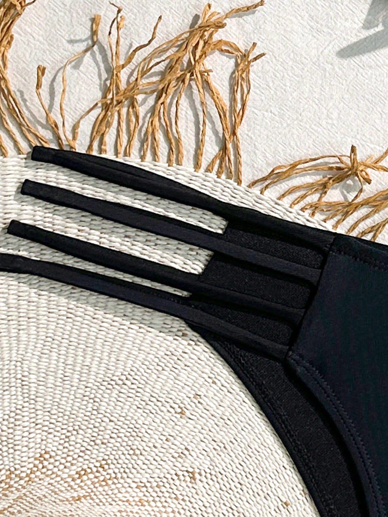 czarny dół od bikini