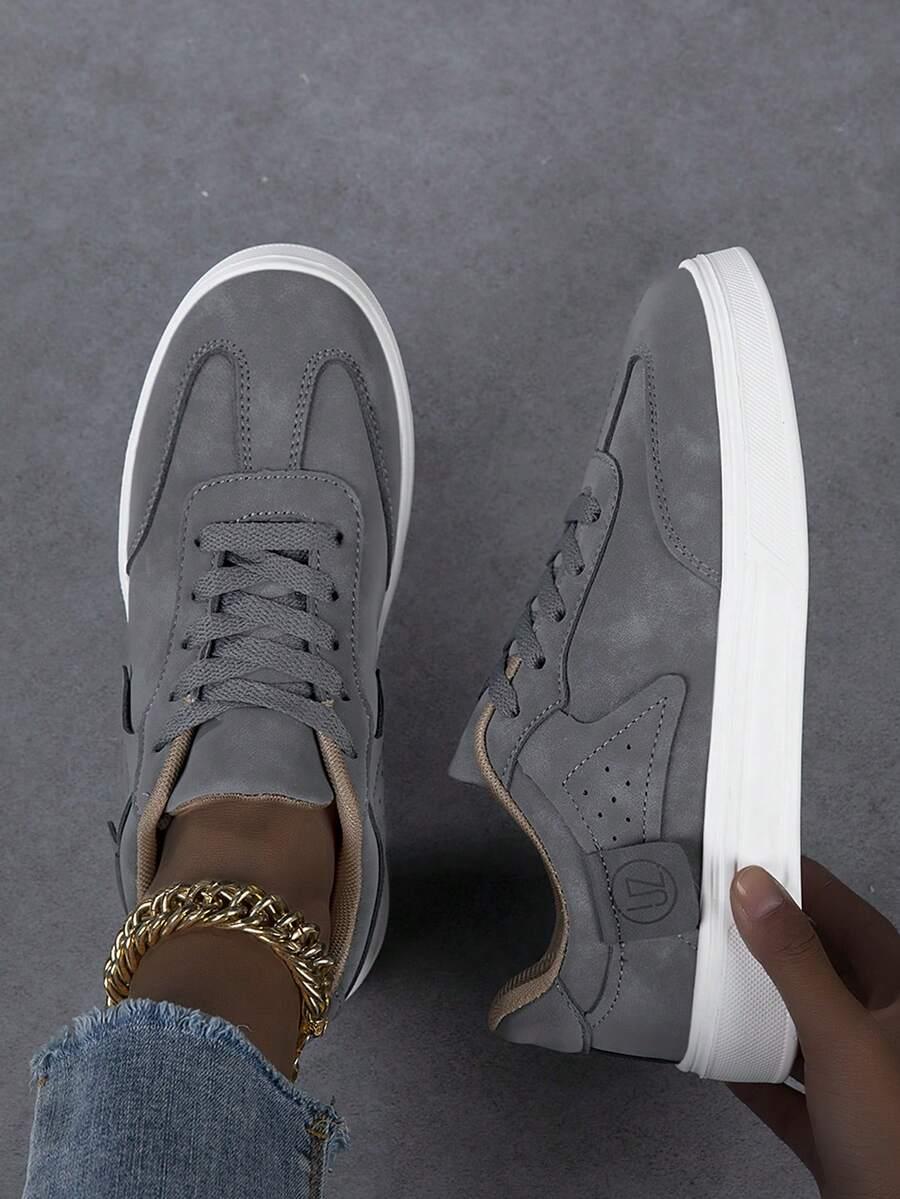 SPORTOWE BUTY DAMSKIE