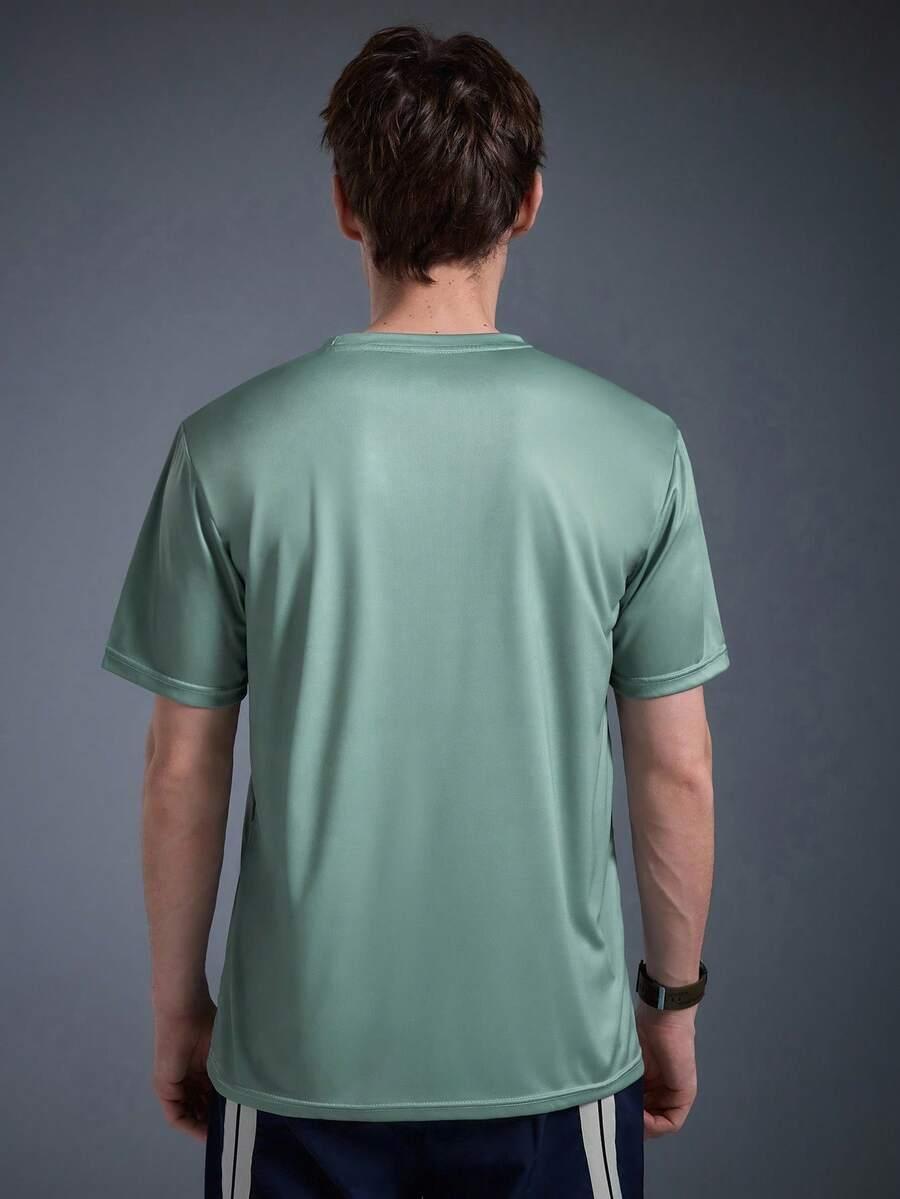 zielony t-shirt nadruk