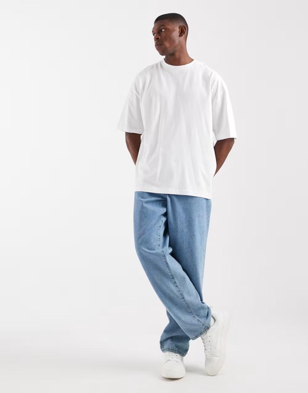 BIAŁY T-SHIRT OKRĄGŁY DEKOLT casual