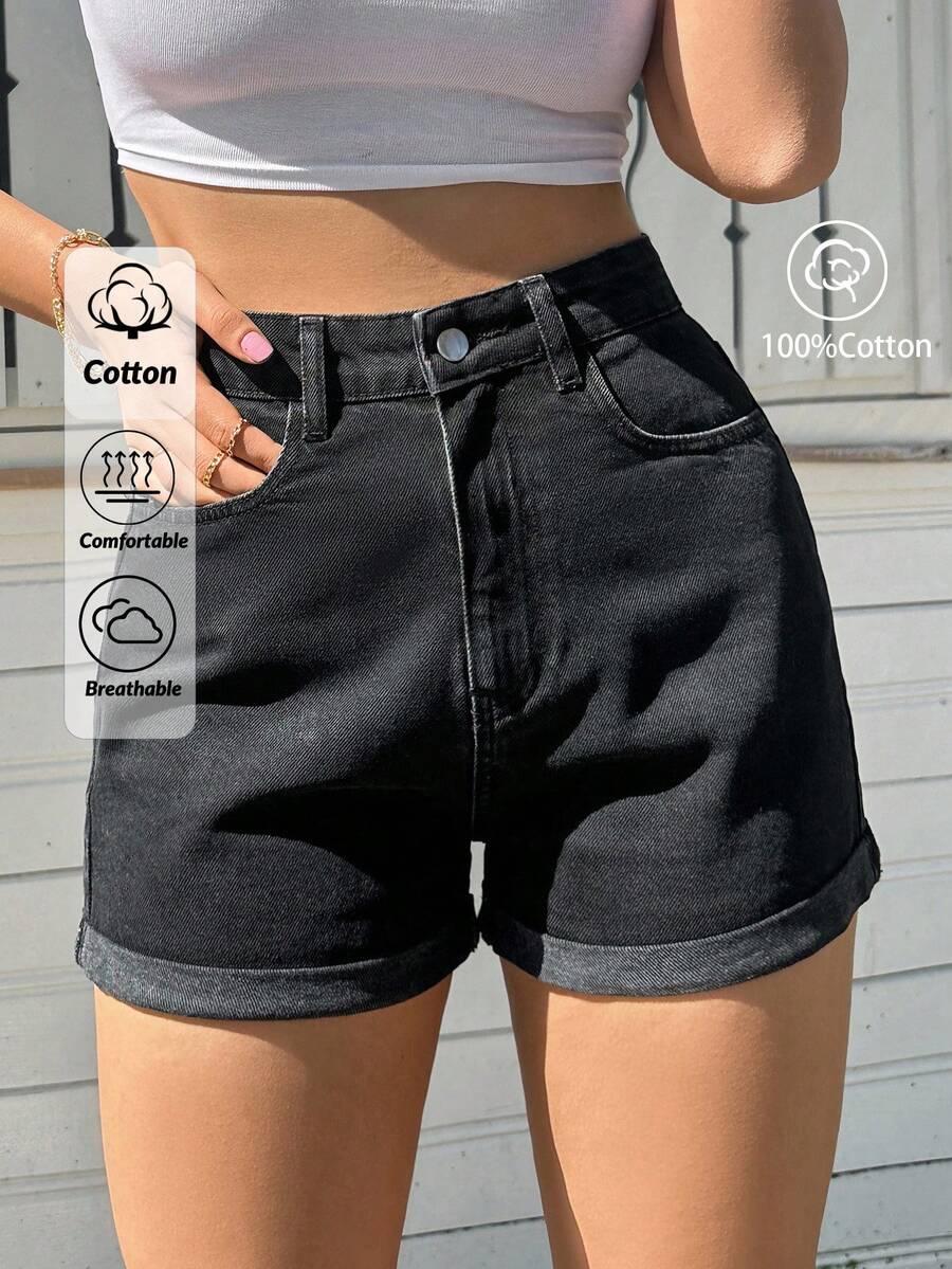 czarne spodenki jeans