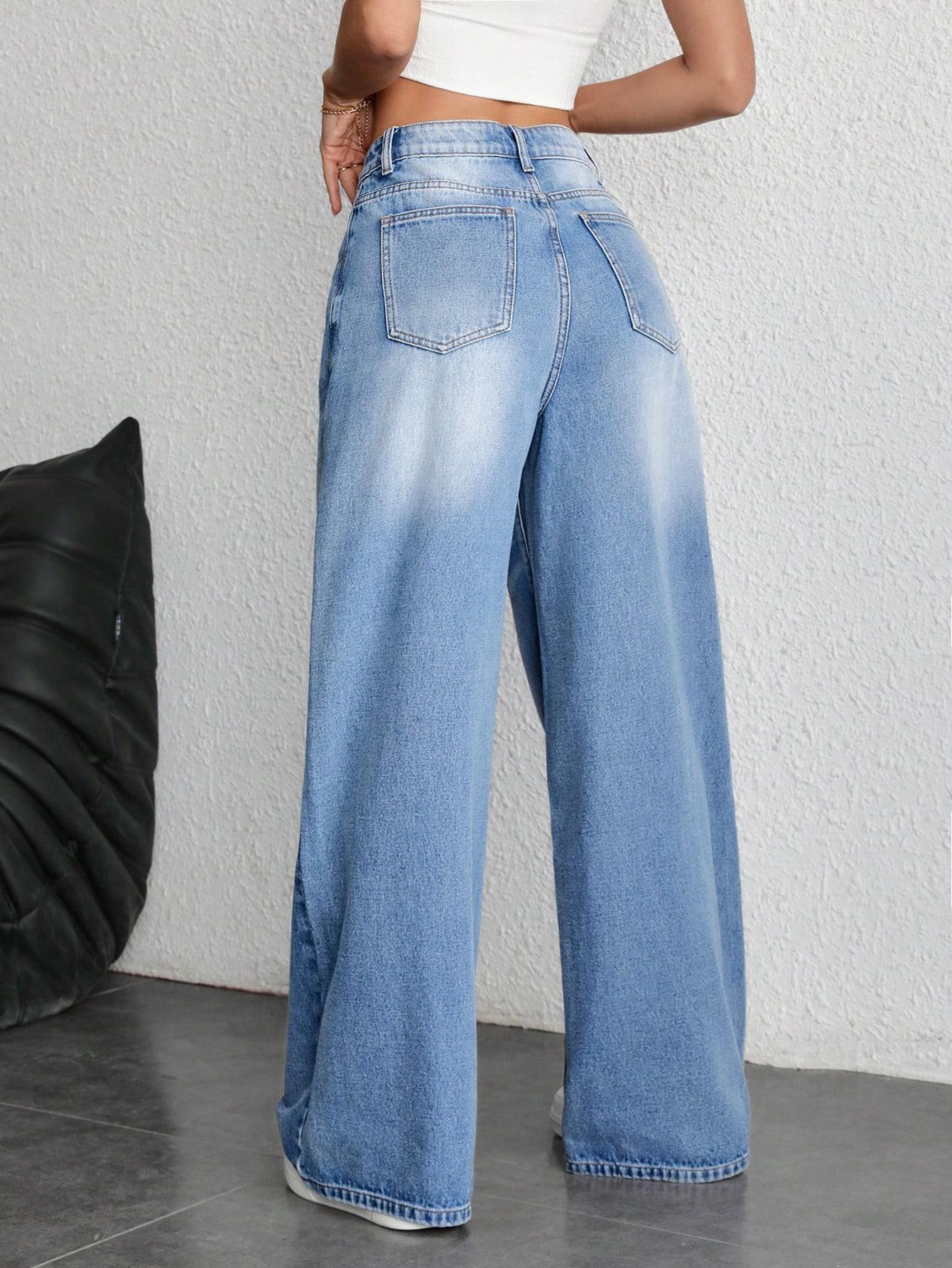 niebiskie szerokie spodnie jeansowe szwedy