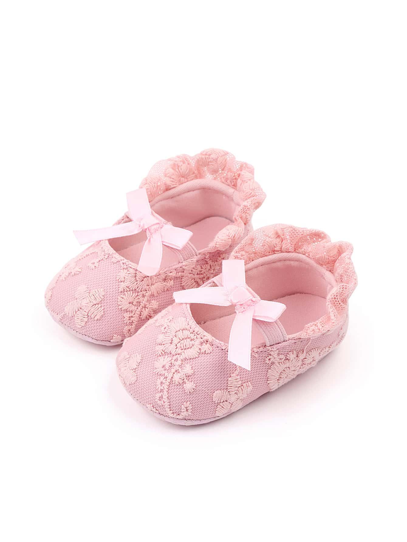 RÓŻOWE BUTY KOKARDY