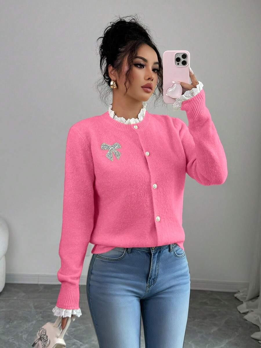 różowy sweter kardigan
