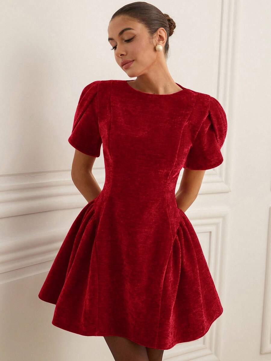 czerwona mini sukienka