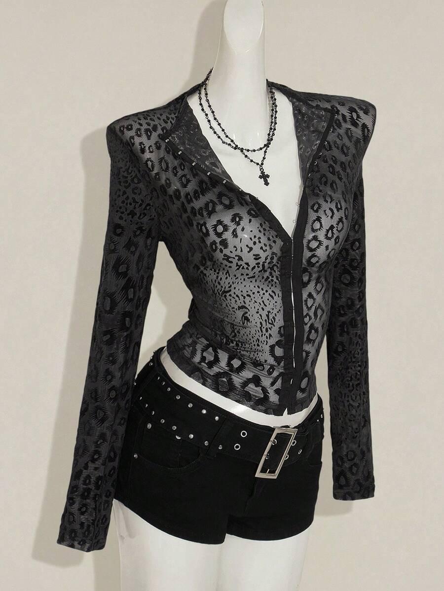 czarna bluzka animal print