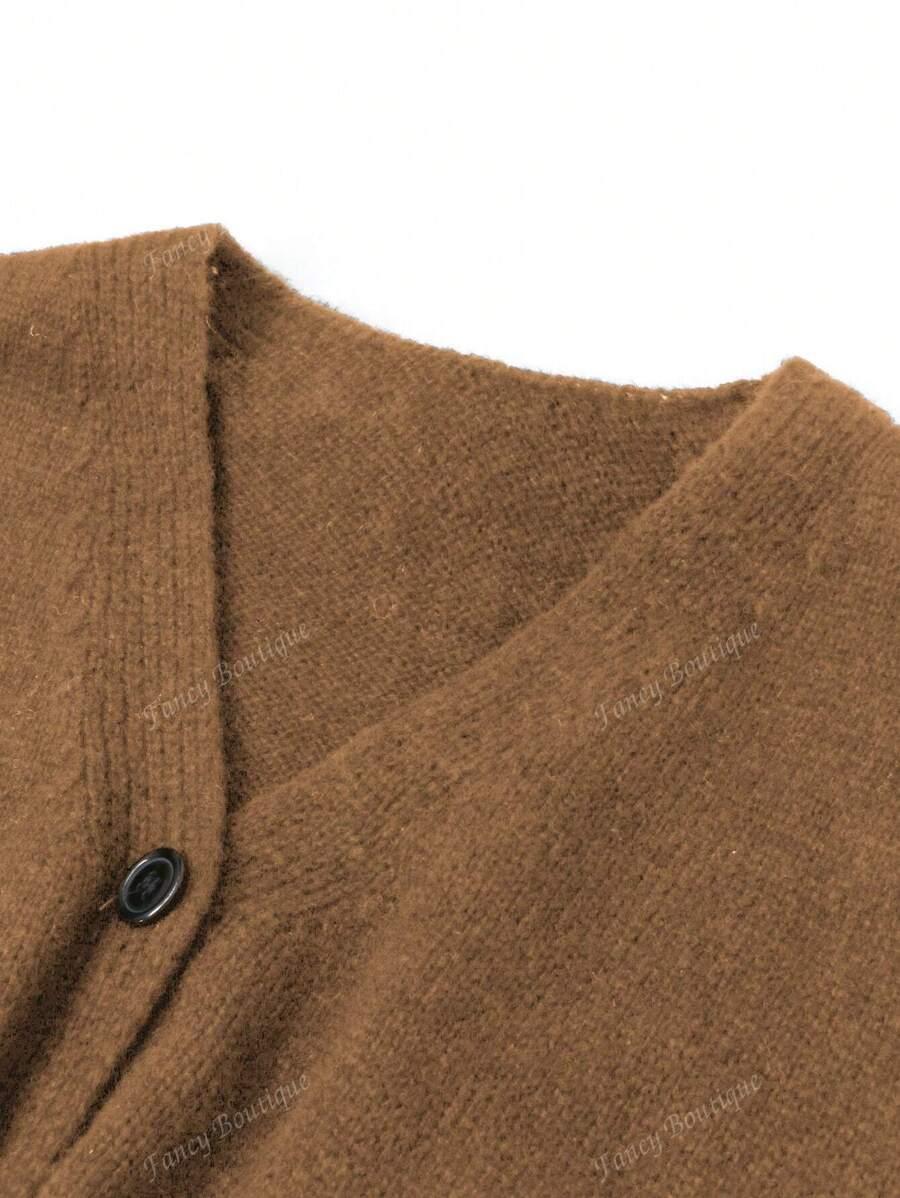 SWETER LUŹNY Z GUZIKAMI