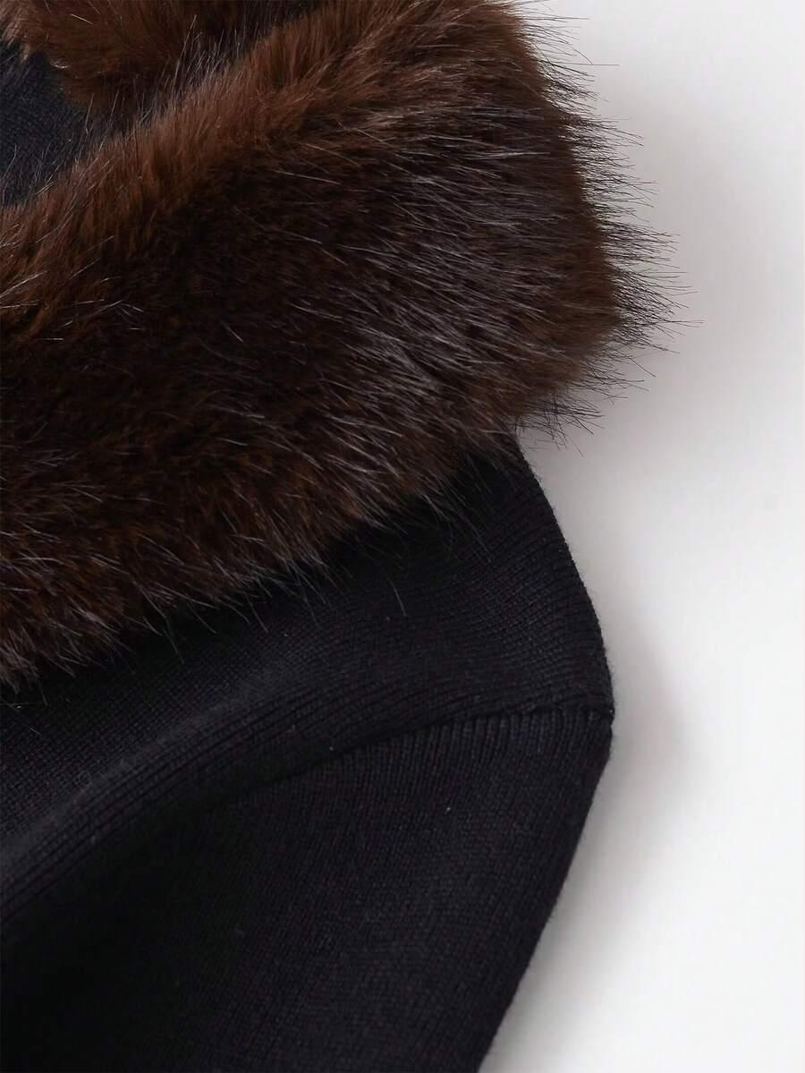 CZARNY SWETER GUZIKI