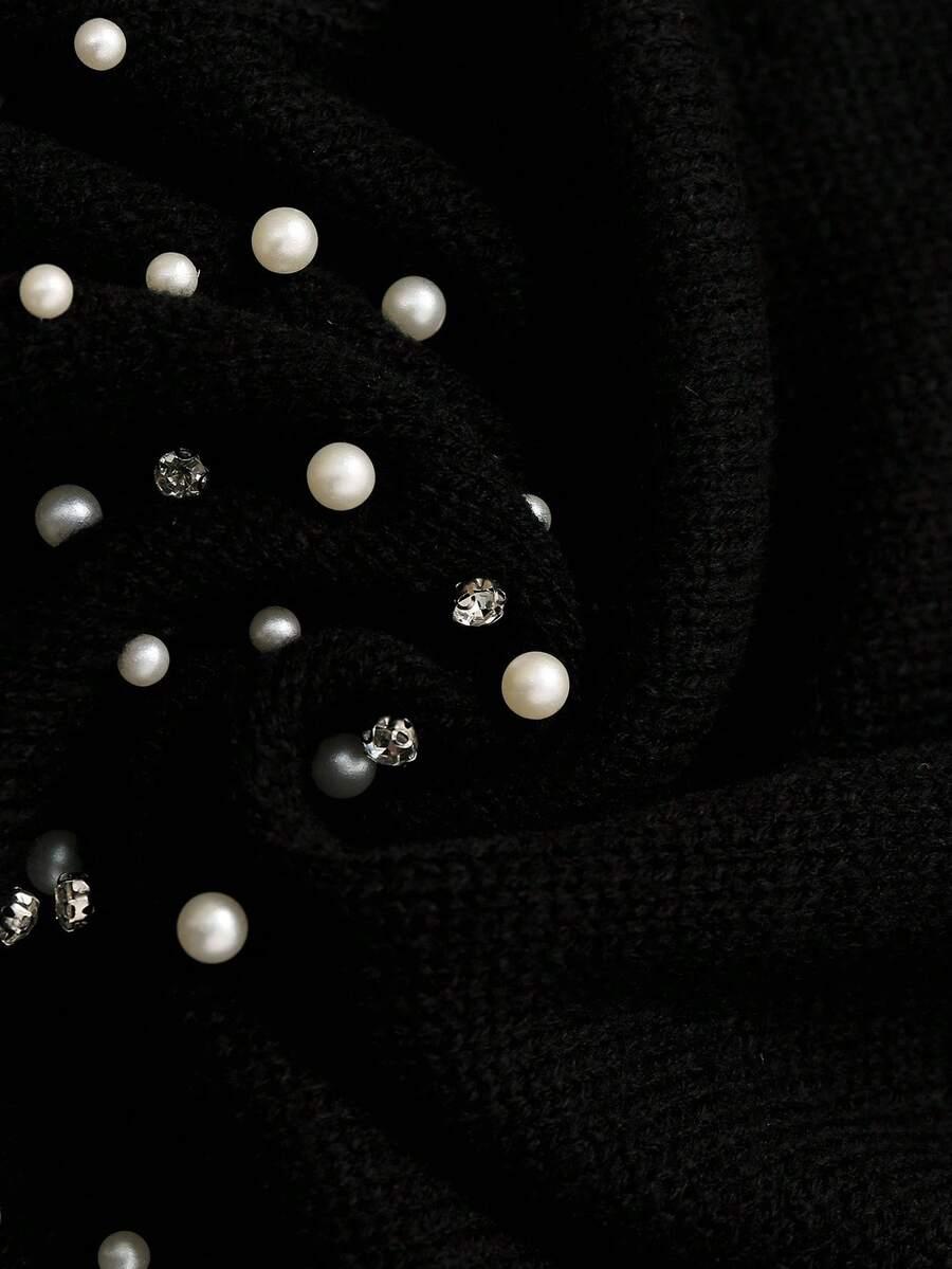 czarny sweter zdobienie 
