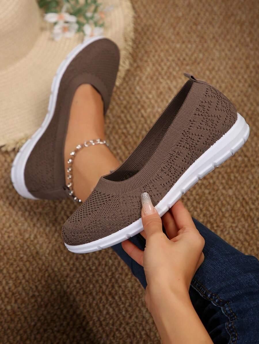 BRĄZOWE BUTY SPORTOWE