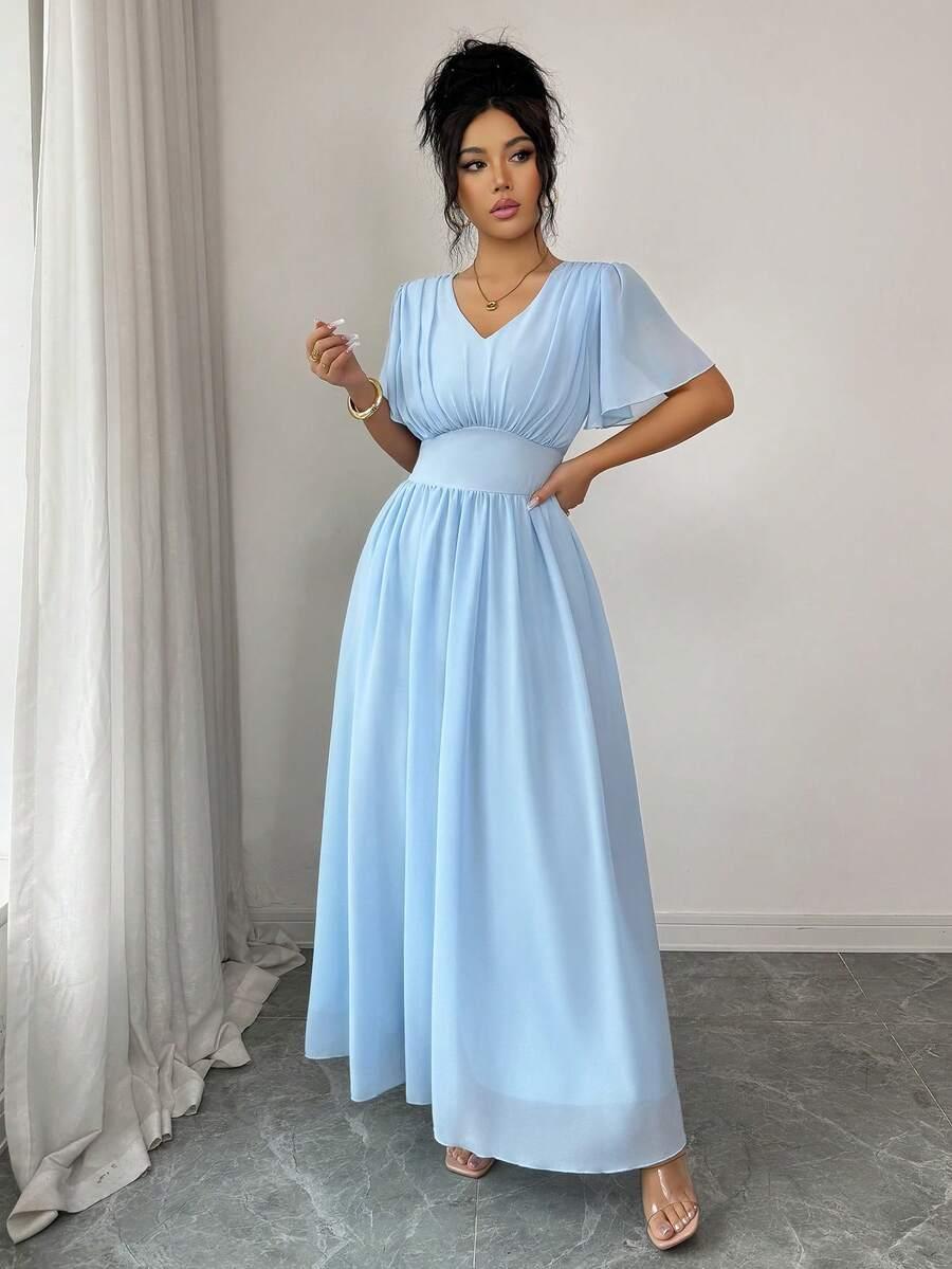 niebieska sukienka maxi 