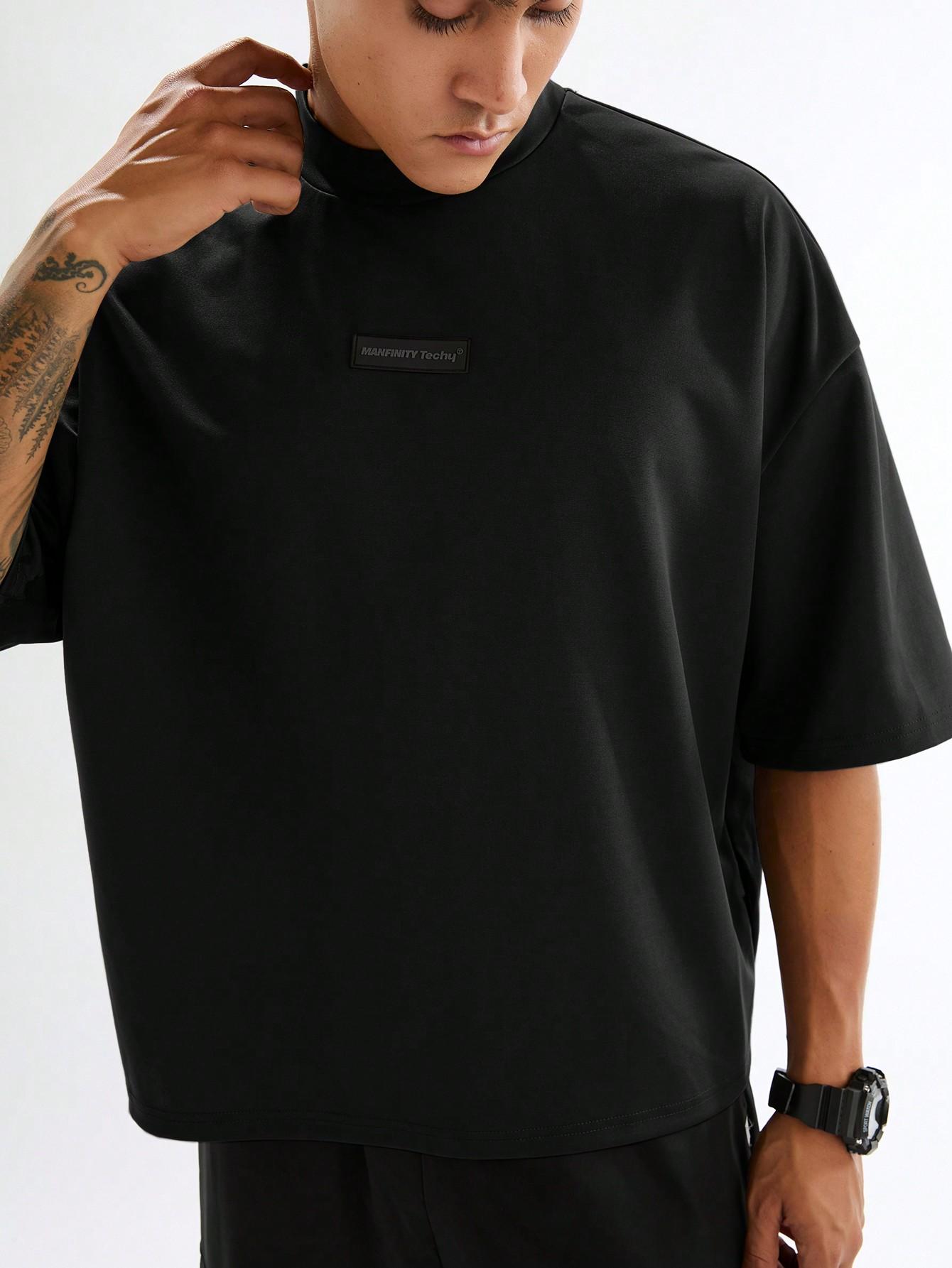czarny luźny t-shirt stójka