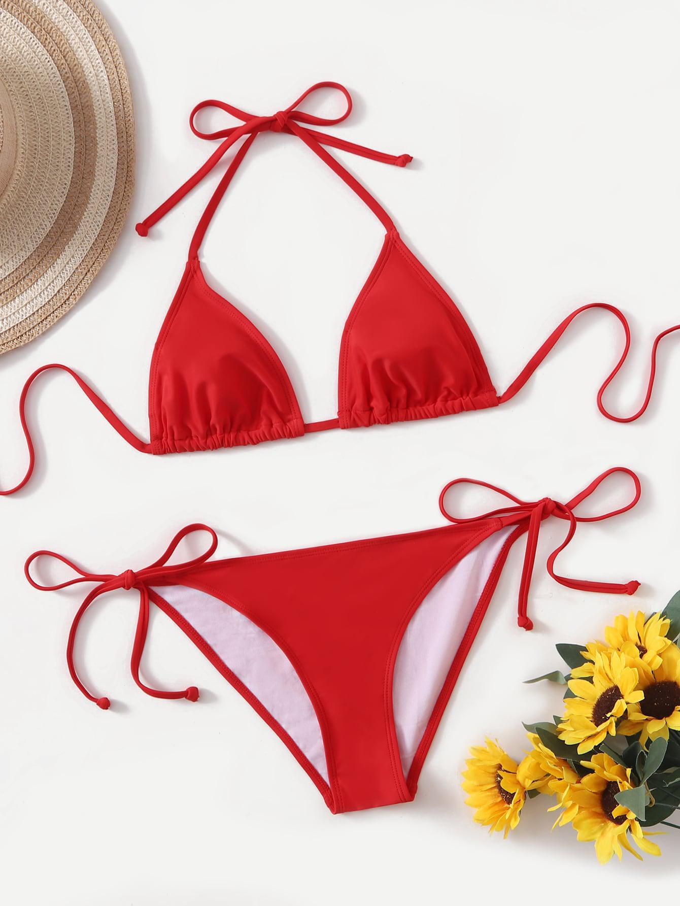 czerwony dwuczęściowy kostium kąpielowy bikini