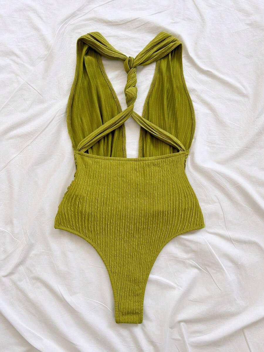 zielone body odkryte ramiona
