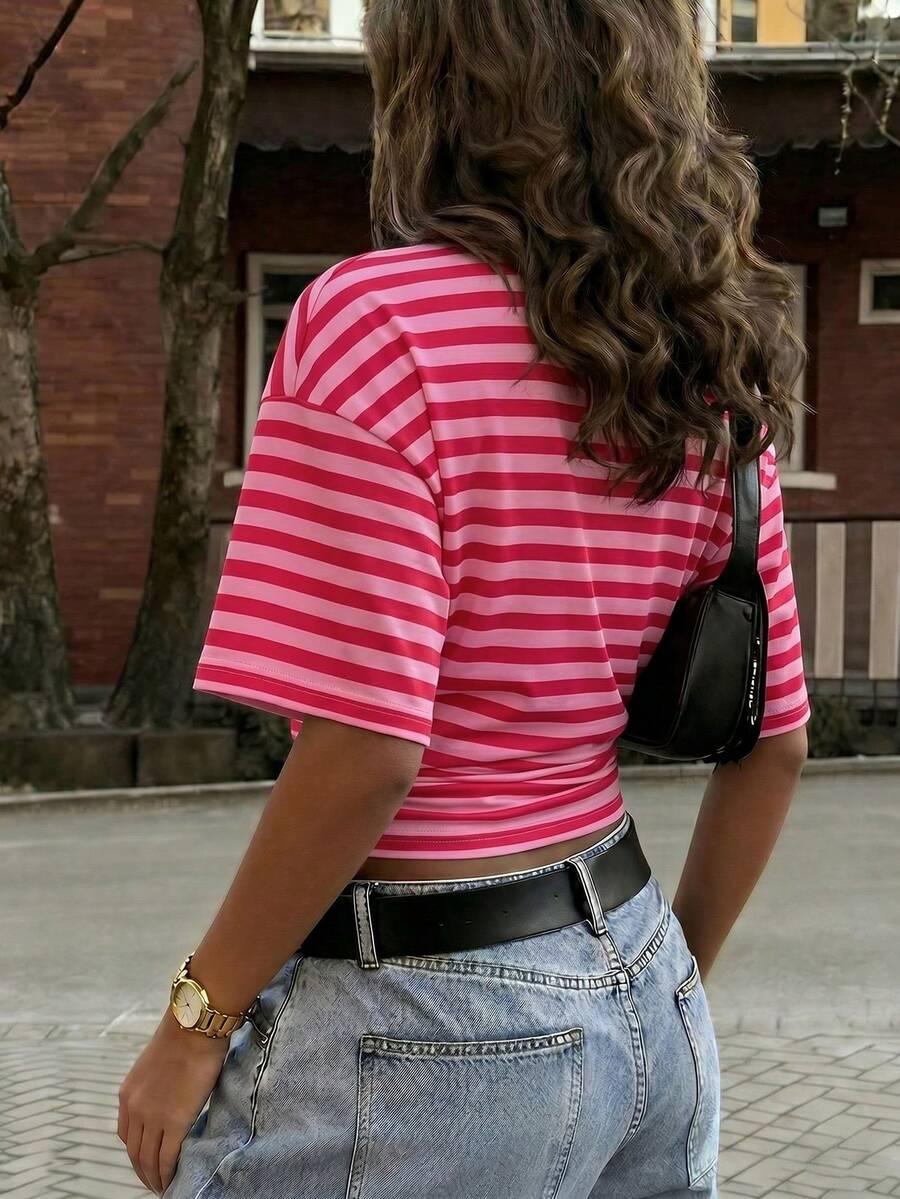 różowa bluzka v neck paski