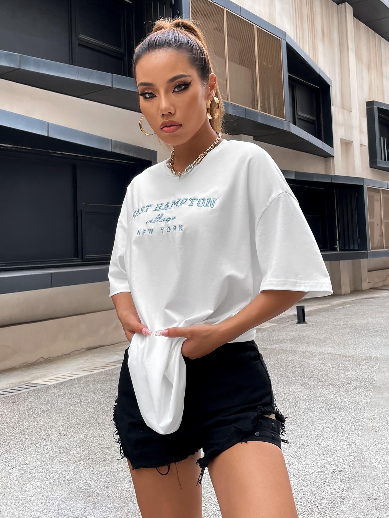 BIAŁY T-SHIRT OVERSIZE HAFT