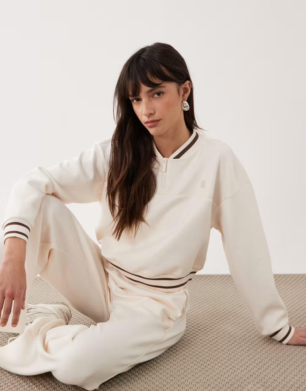 kremowa bluza zamek casual