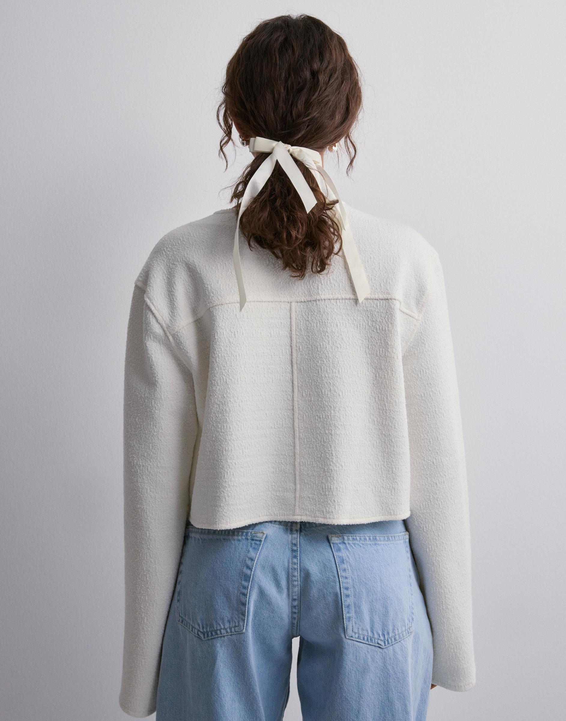 biały rozpinany sweter kardigan guziki