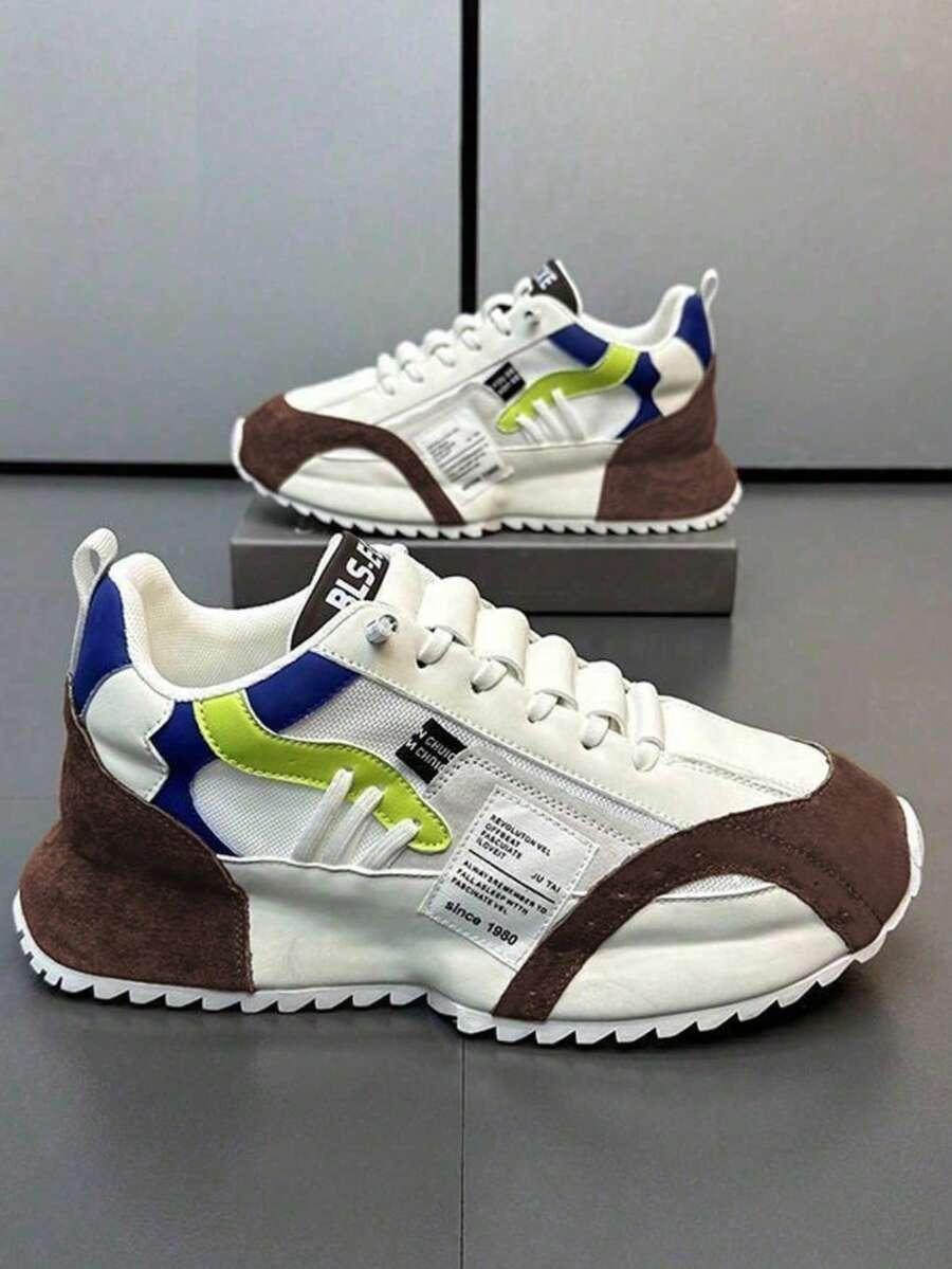sznurowane buty sportowe