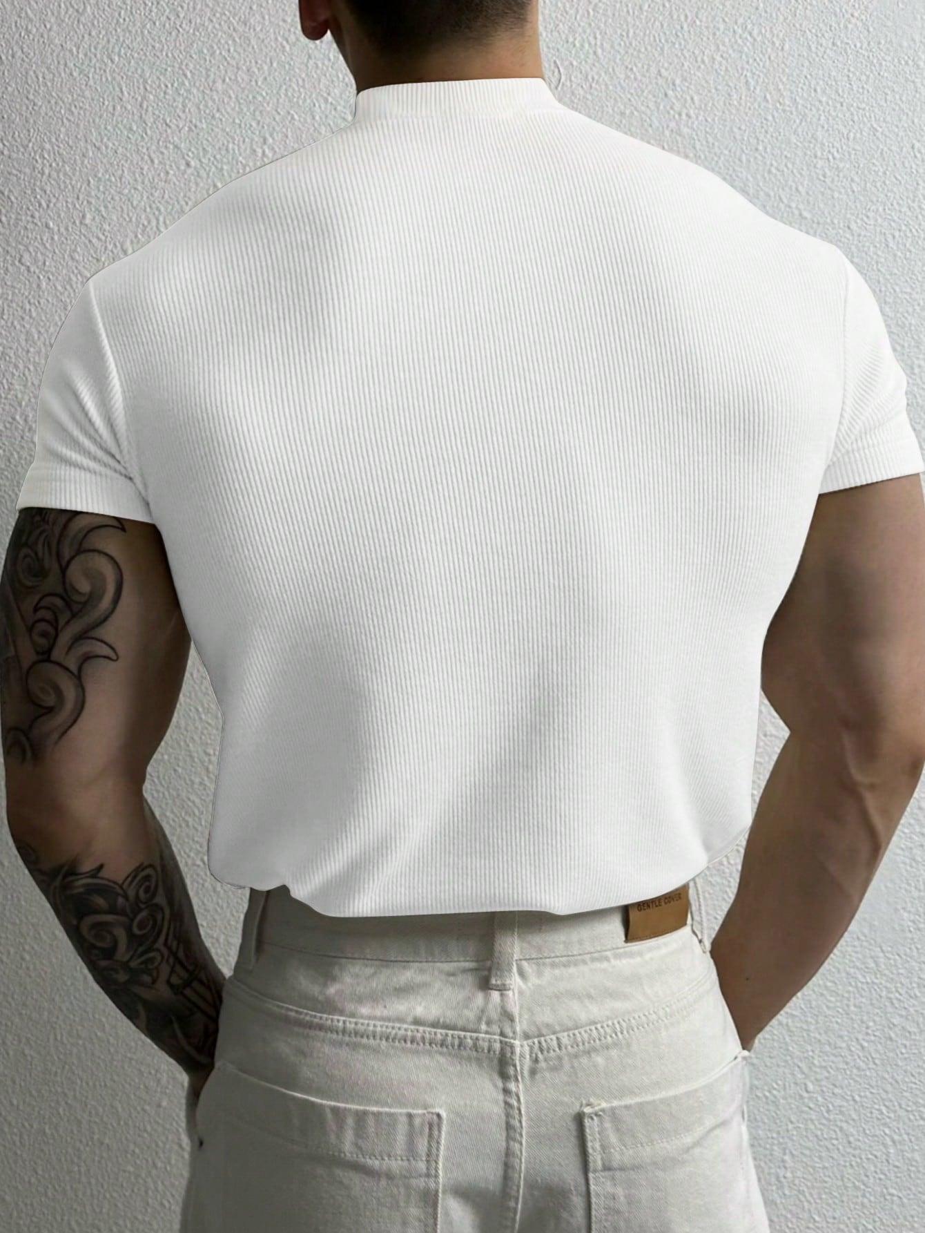 BIAŁY T-SHIRT STÓJKA