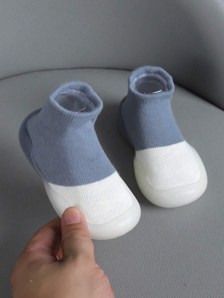 wsuwane buty niemowlęce
