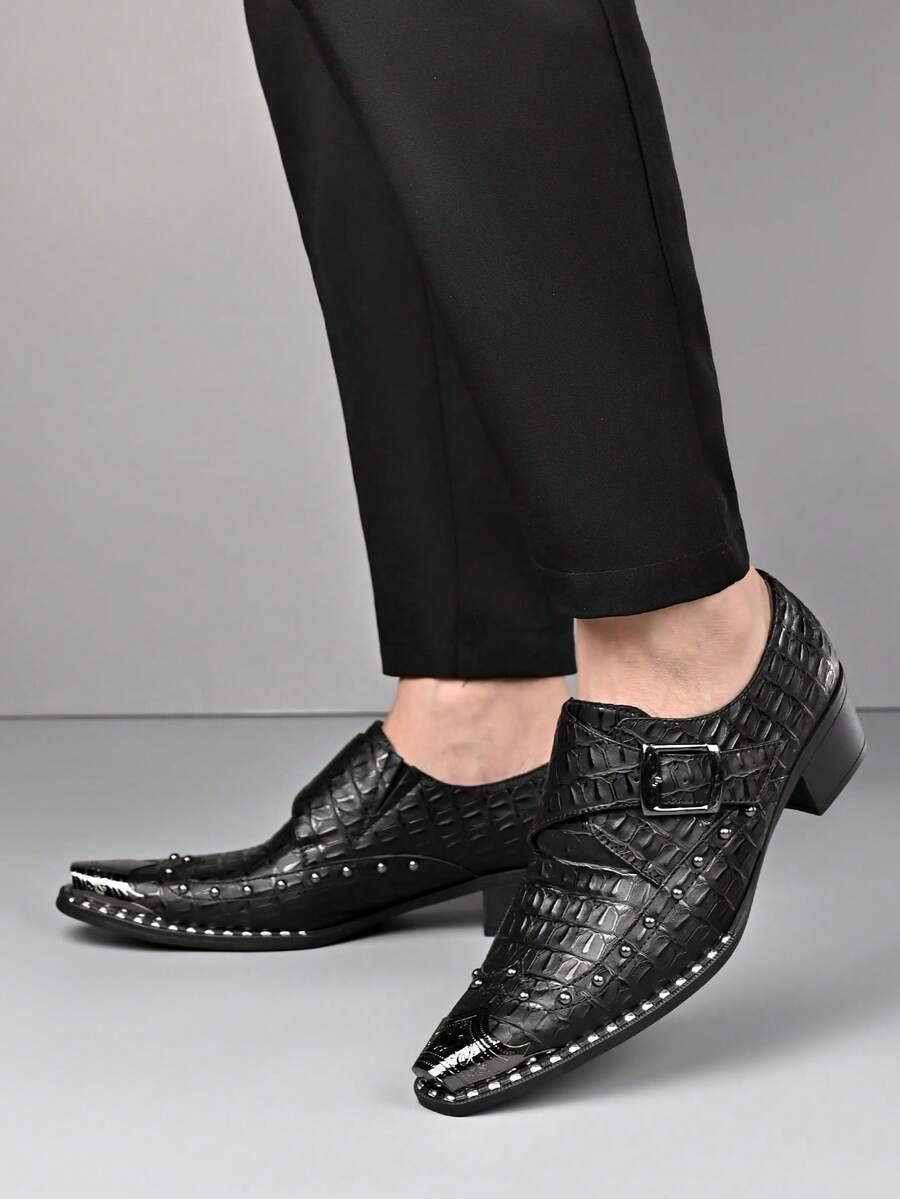 czarne buty zdobienie