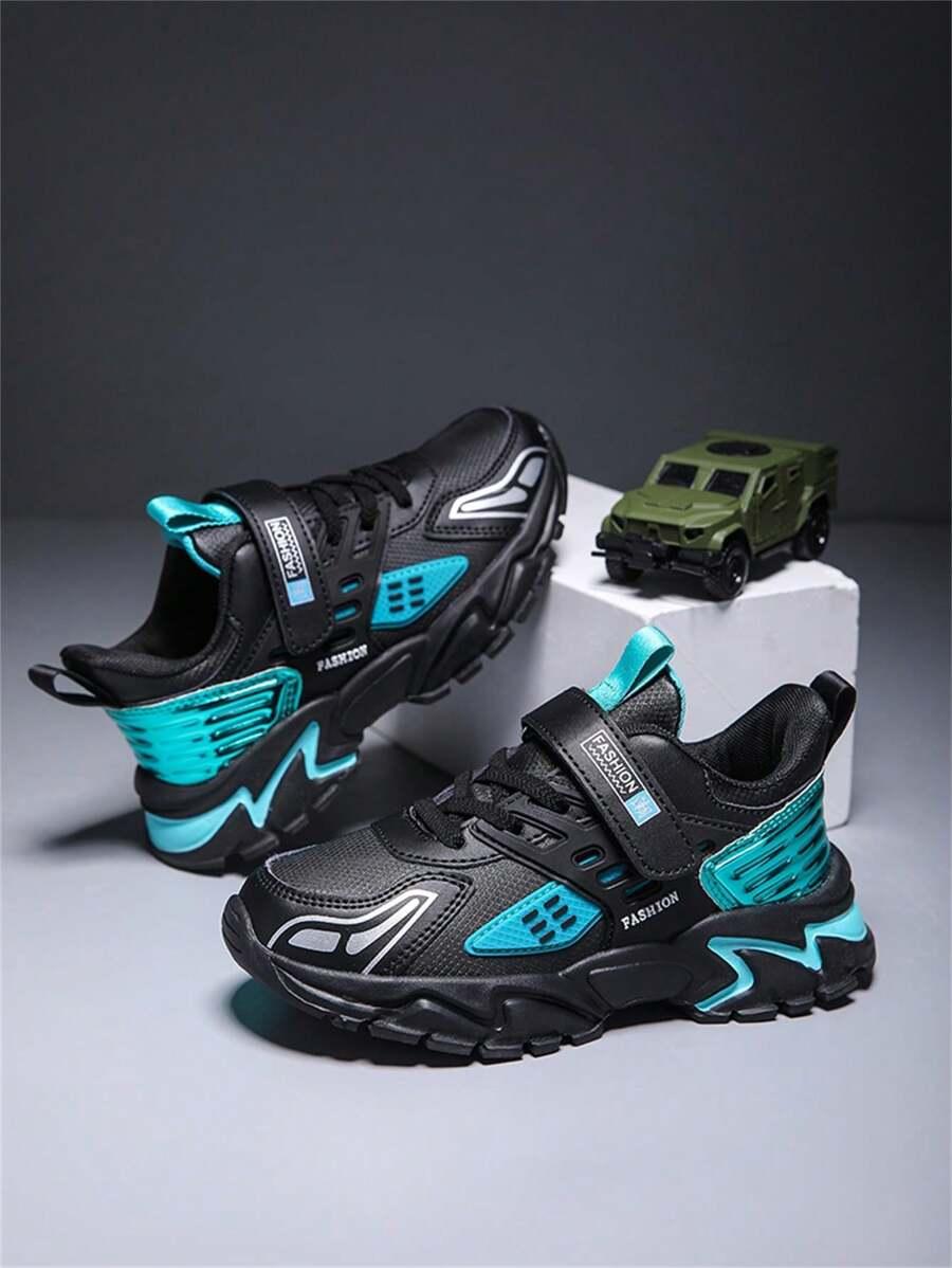 czarne buty sportowe 