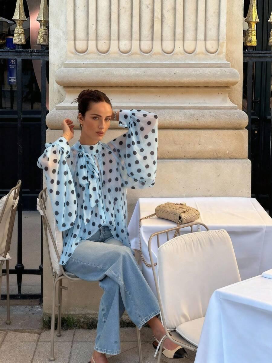 niebieska bluzka długi rękaw