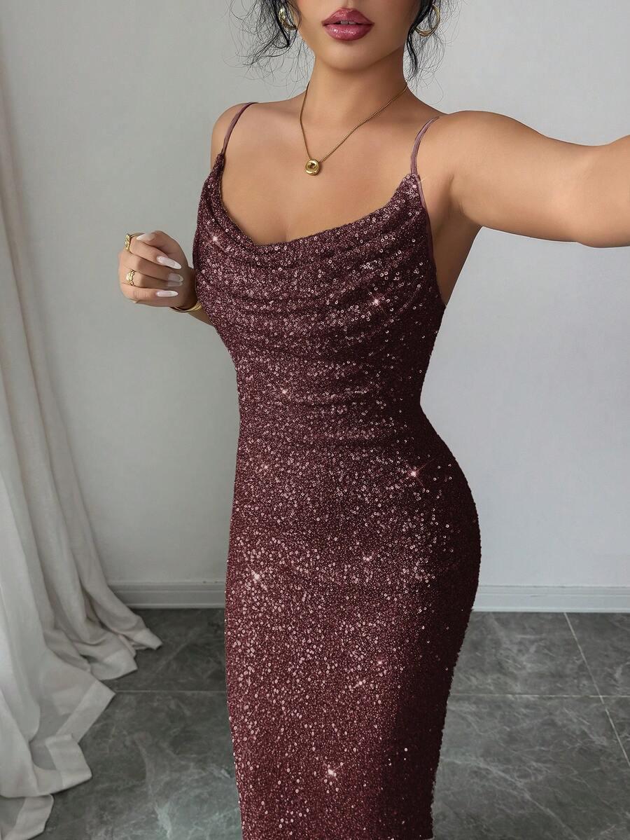 CZERWONA SUKIENKA CEKINY