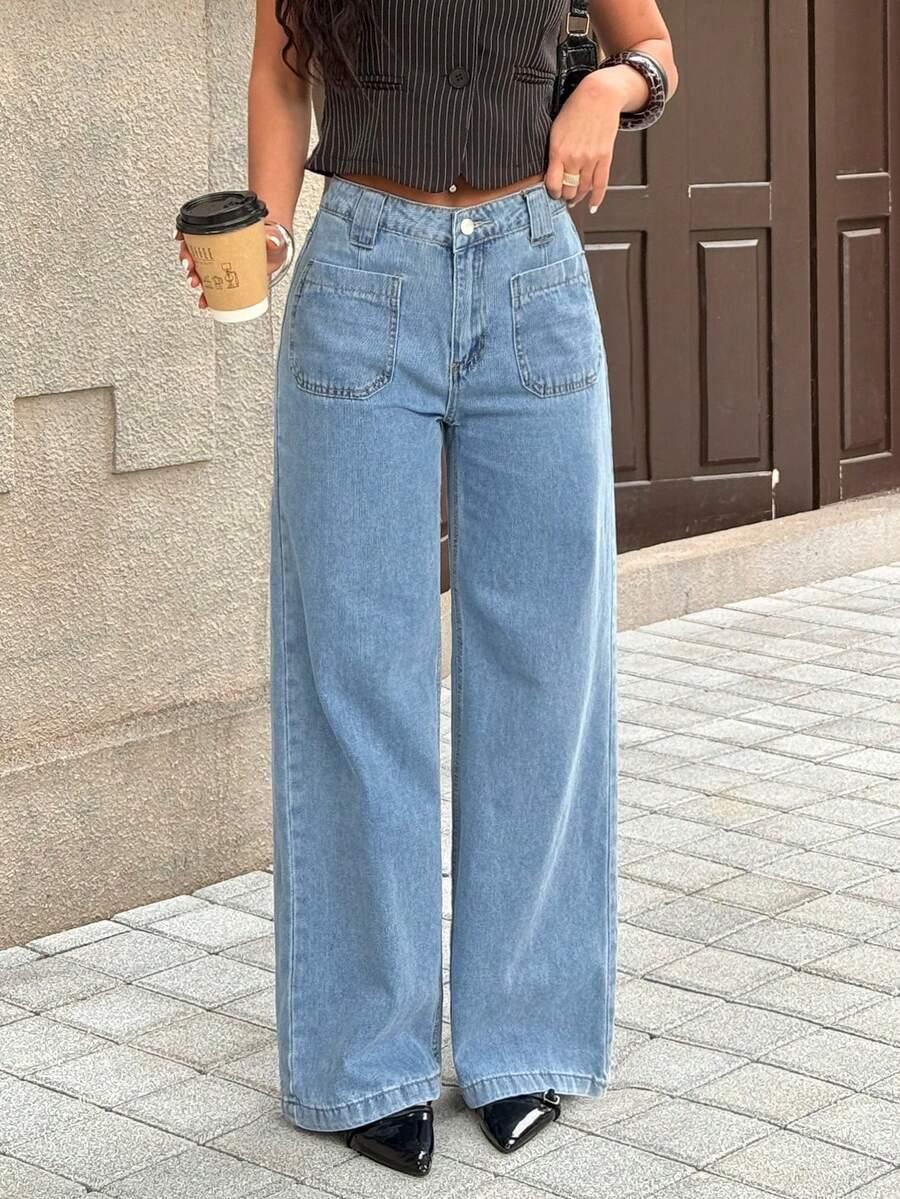 niebieskie spodnie jeans 