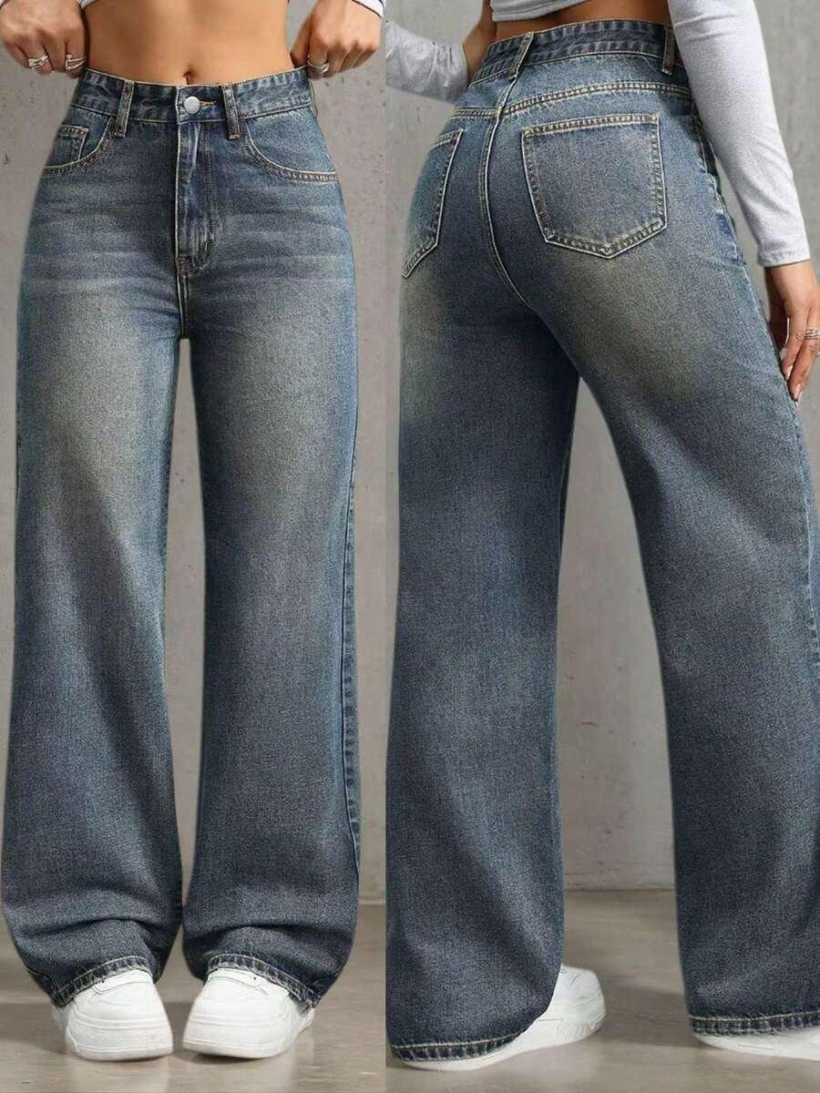 niebieskie spodnie jeans