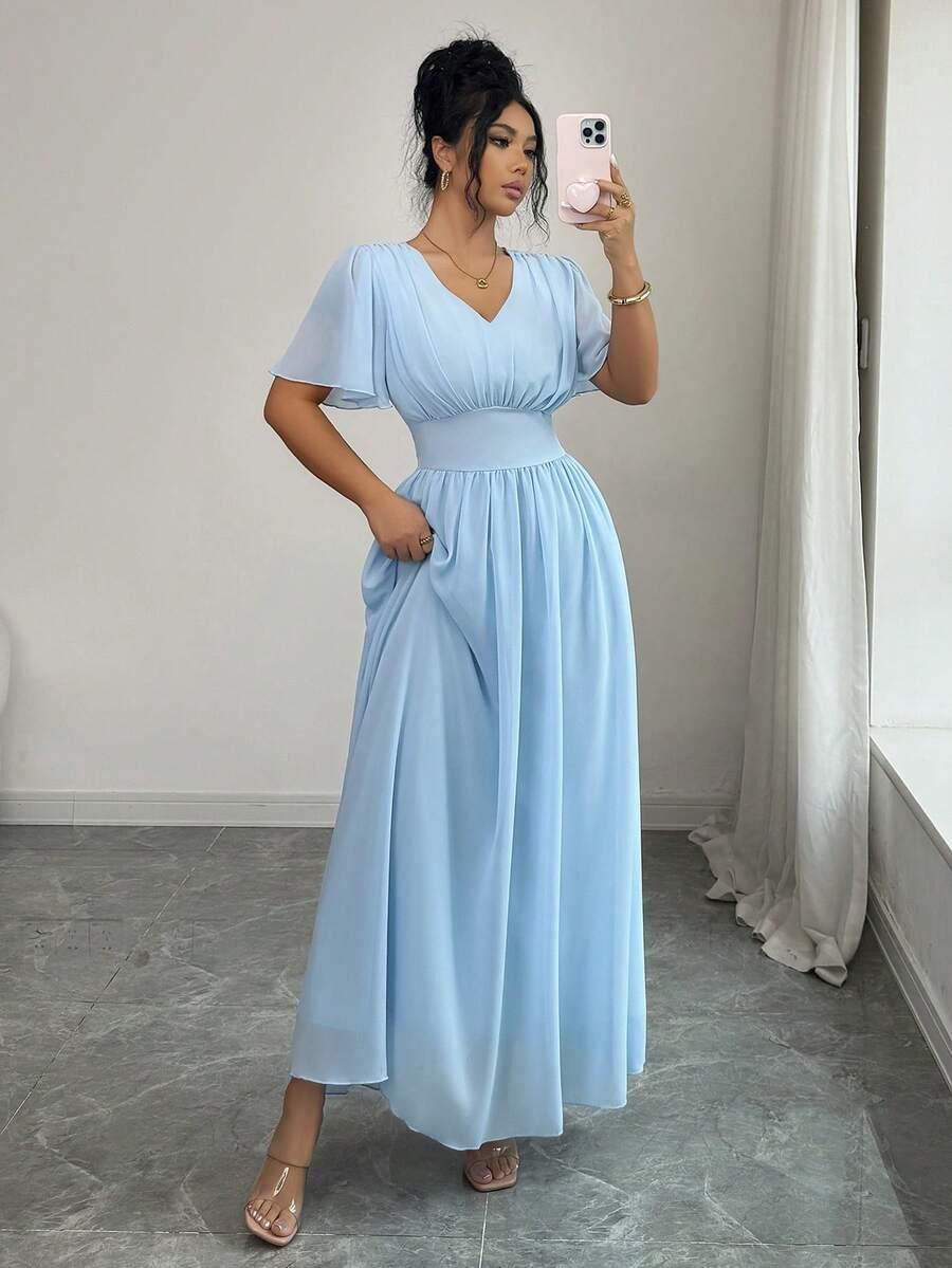 niebieska sukienka maxi 