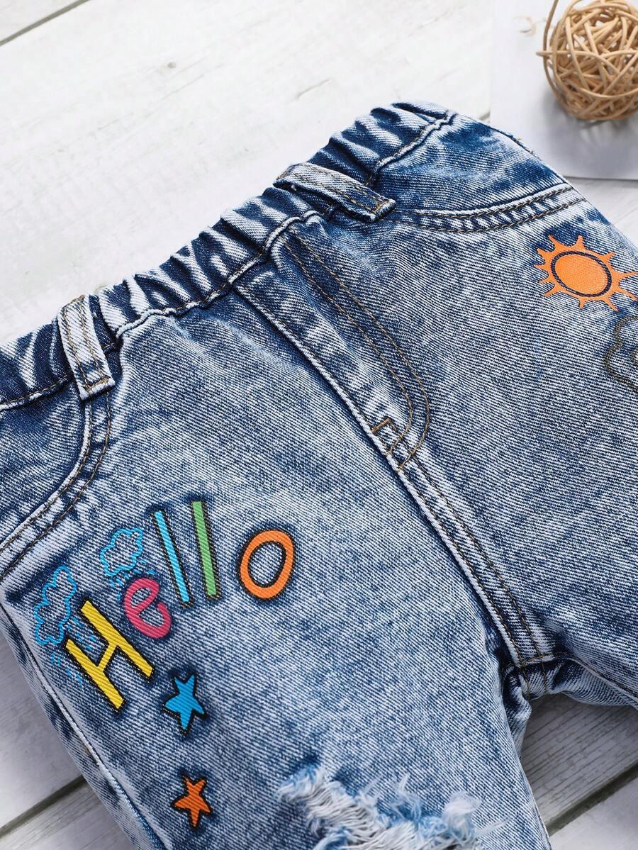 niebieskie spodnie jeans 
