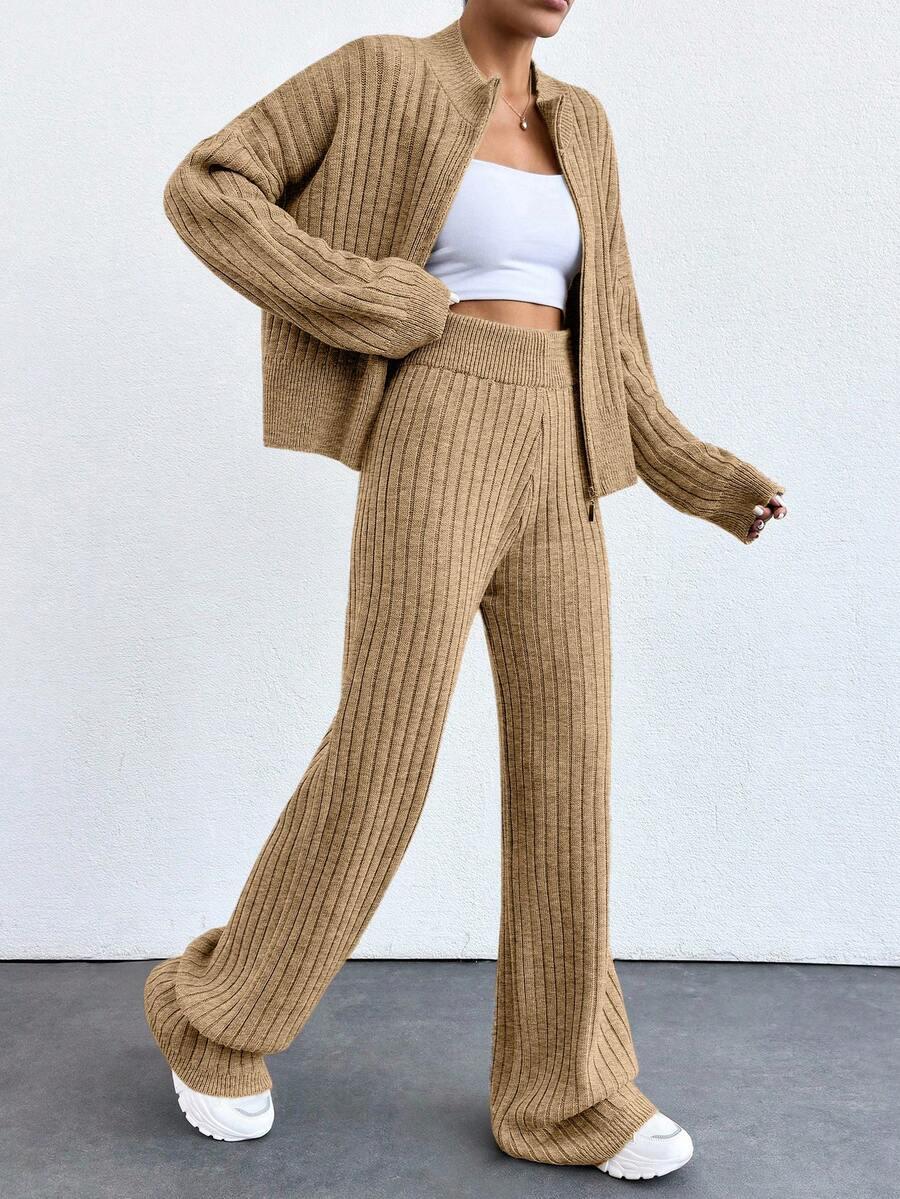 sweter spodnie komplet