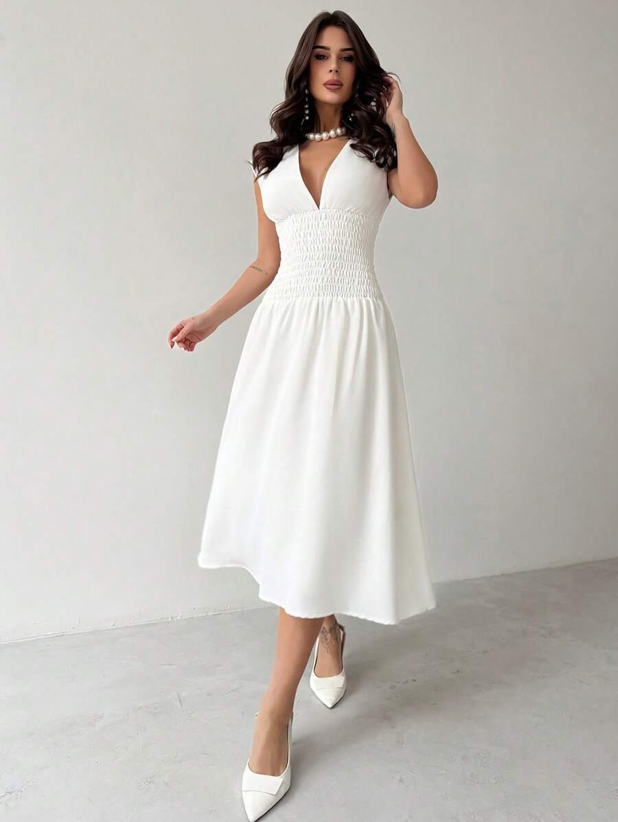 BIAŁA SUKIENKA V-NECK