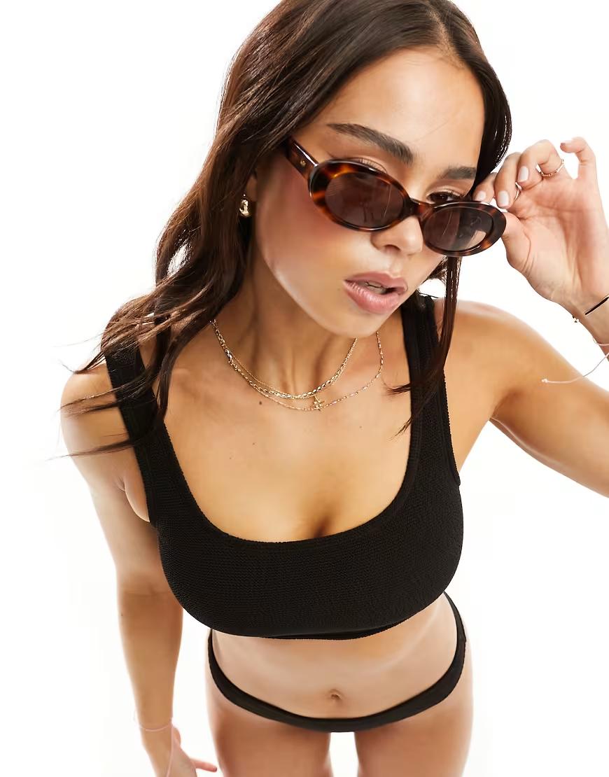 CZARNA GÓRA OD BIKINI 