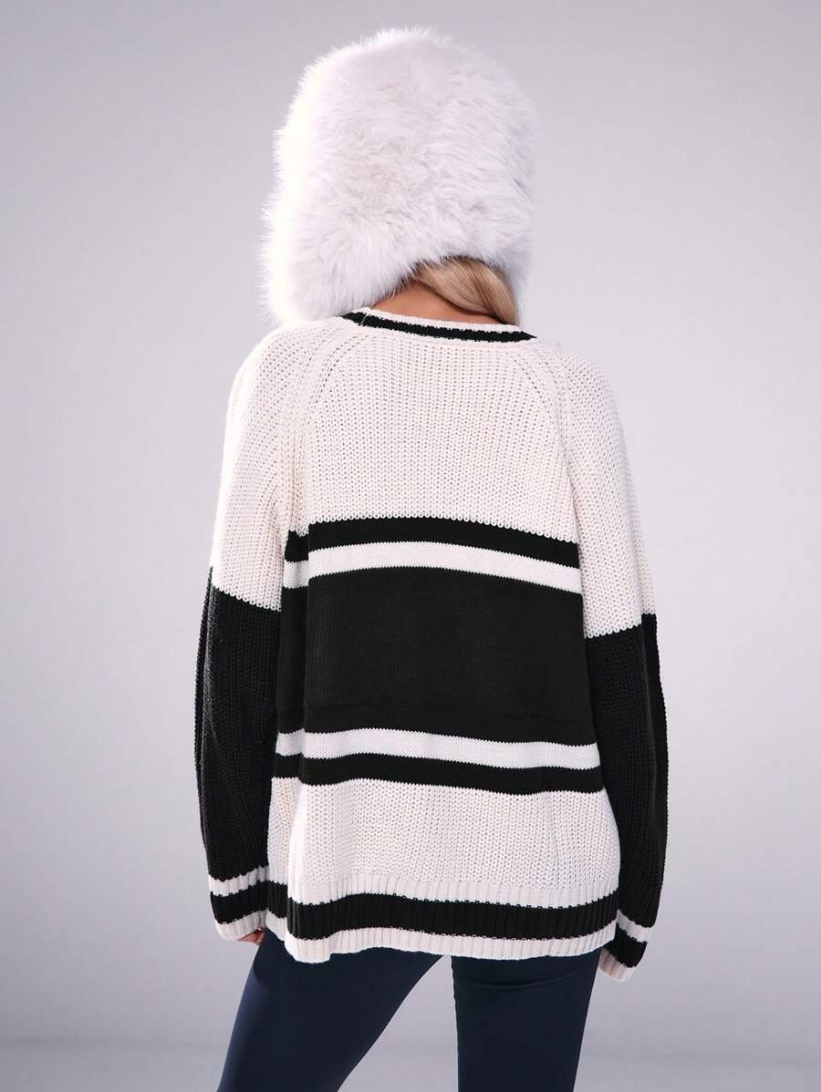 dzianinowy sweter paski