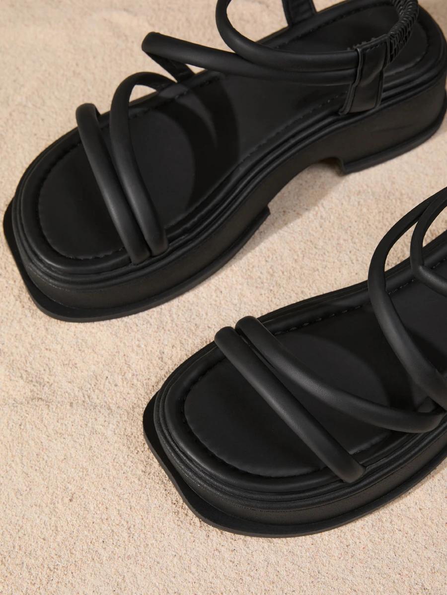 CZARNE SANDAŁY NA PLATFORMIE PASKI