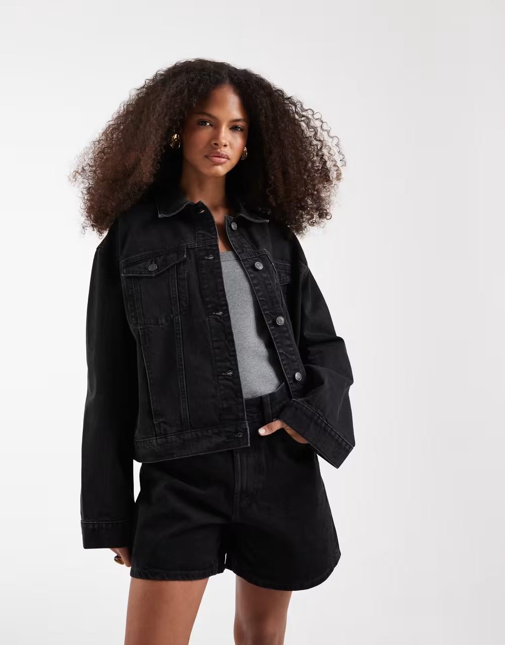CZARNA OVERSIZE KURTKA JEANS