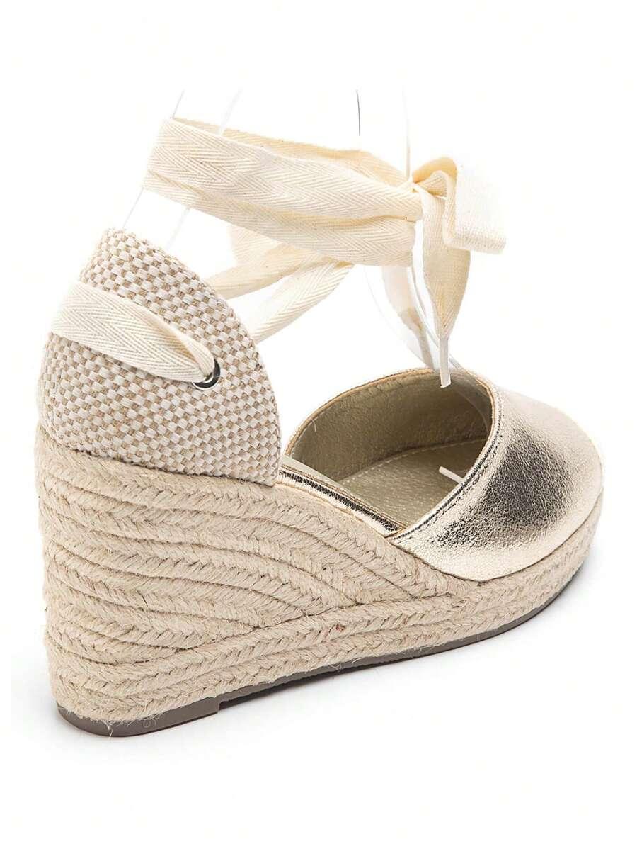 złote espadryle obcas