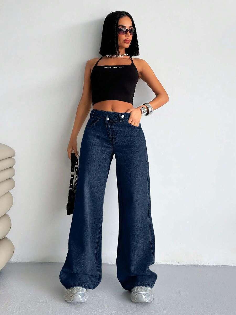niebieskie spodnie jeans 