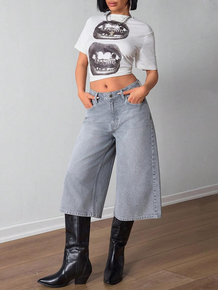 szare spodenki jeans
