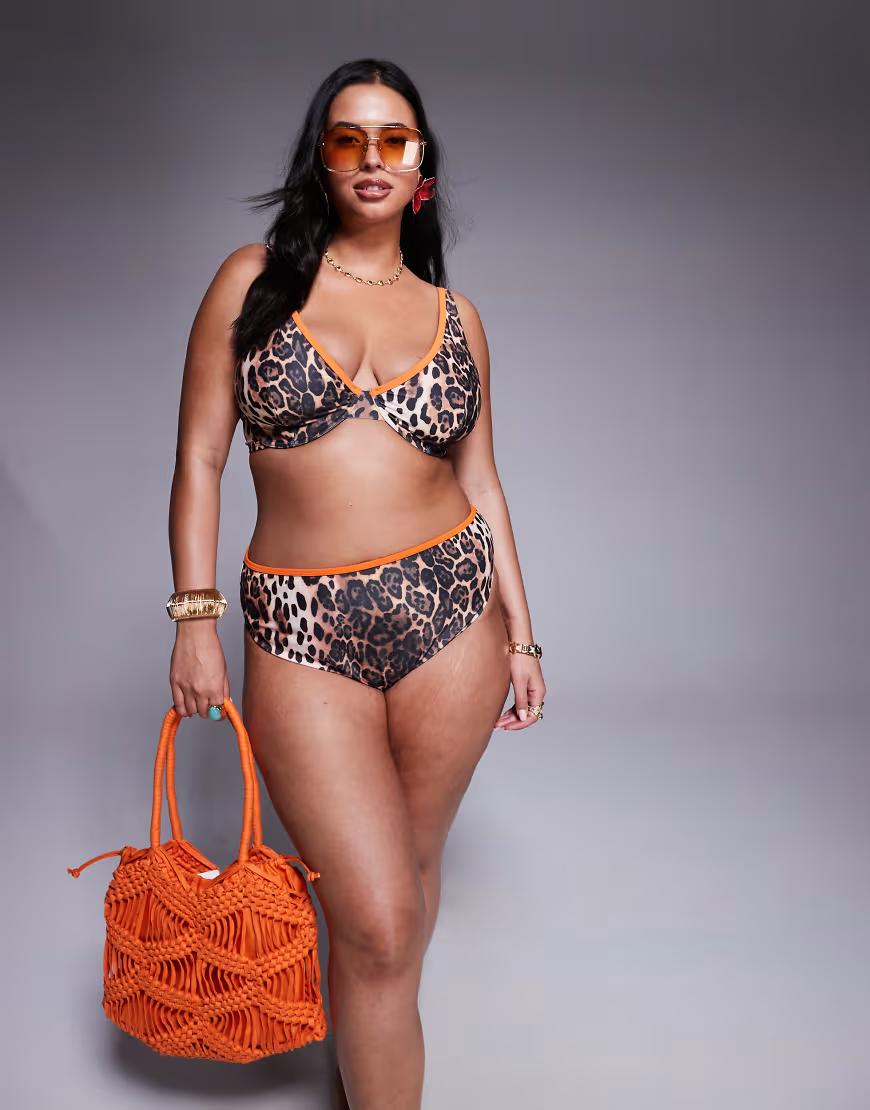 góra od bikini animal print