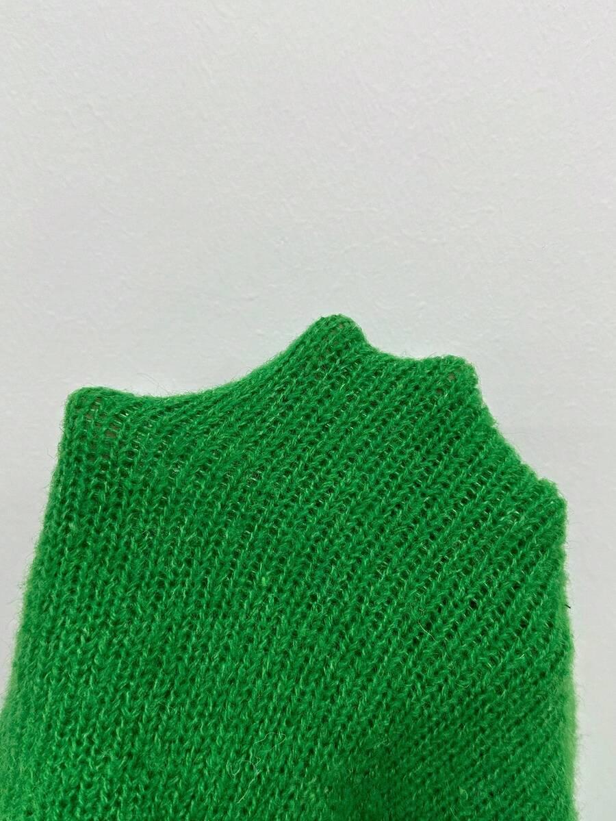 zielony dzianinowy sweter 