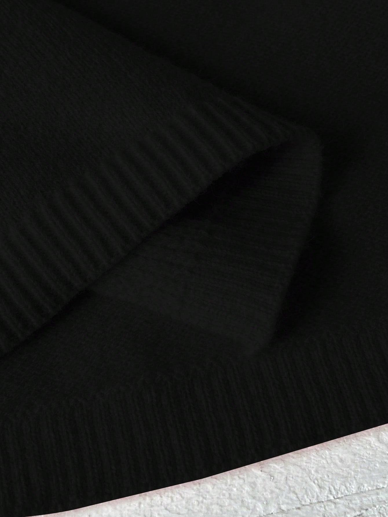 CZARNY DOPASOWANY SWETER 