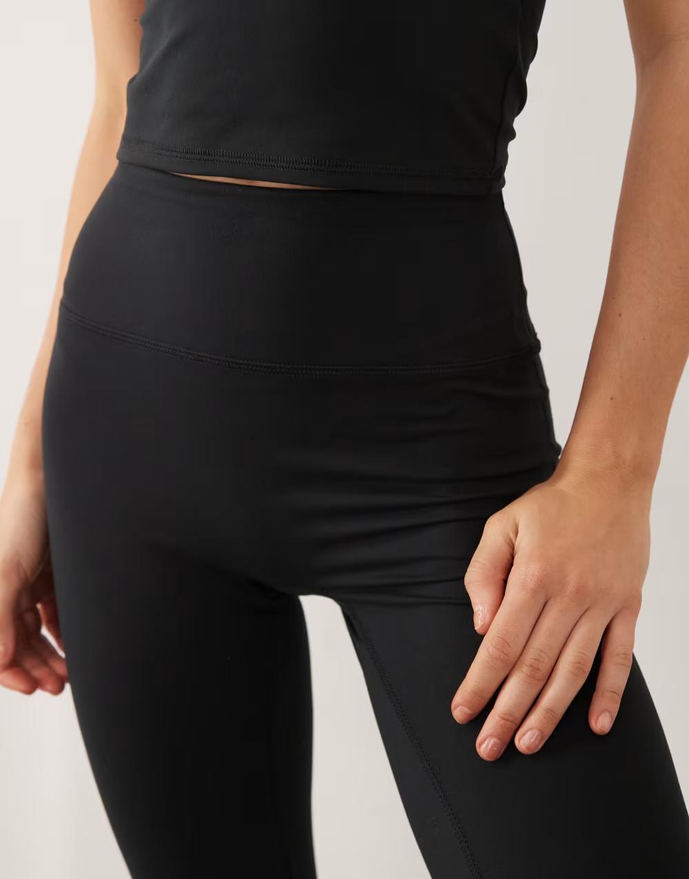 CZARNE LEGGINSY Z WYSOKIM STANEM