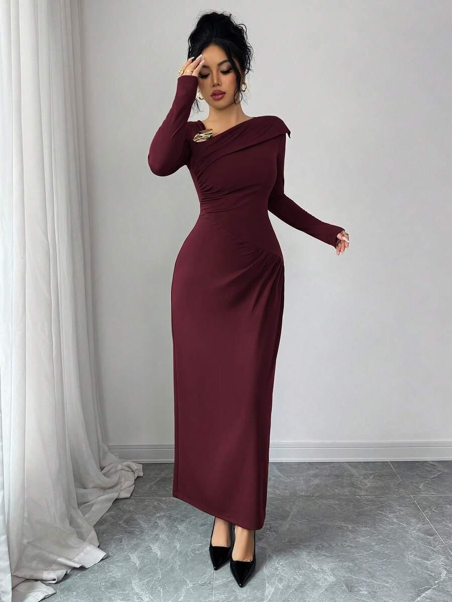 czerwona sukienka maxi