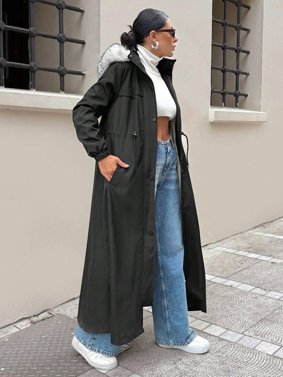 czarna kurtka kaptur